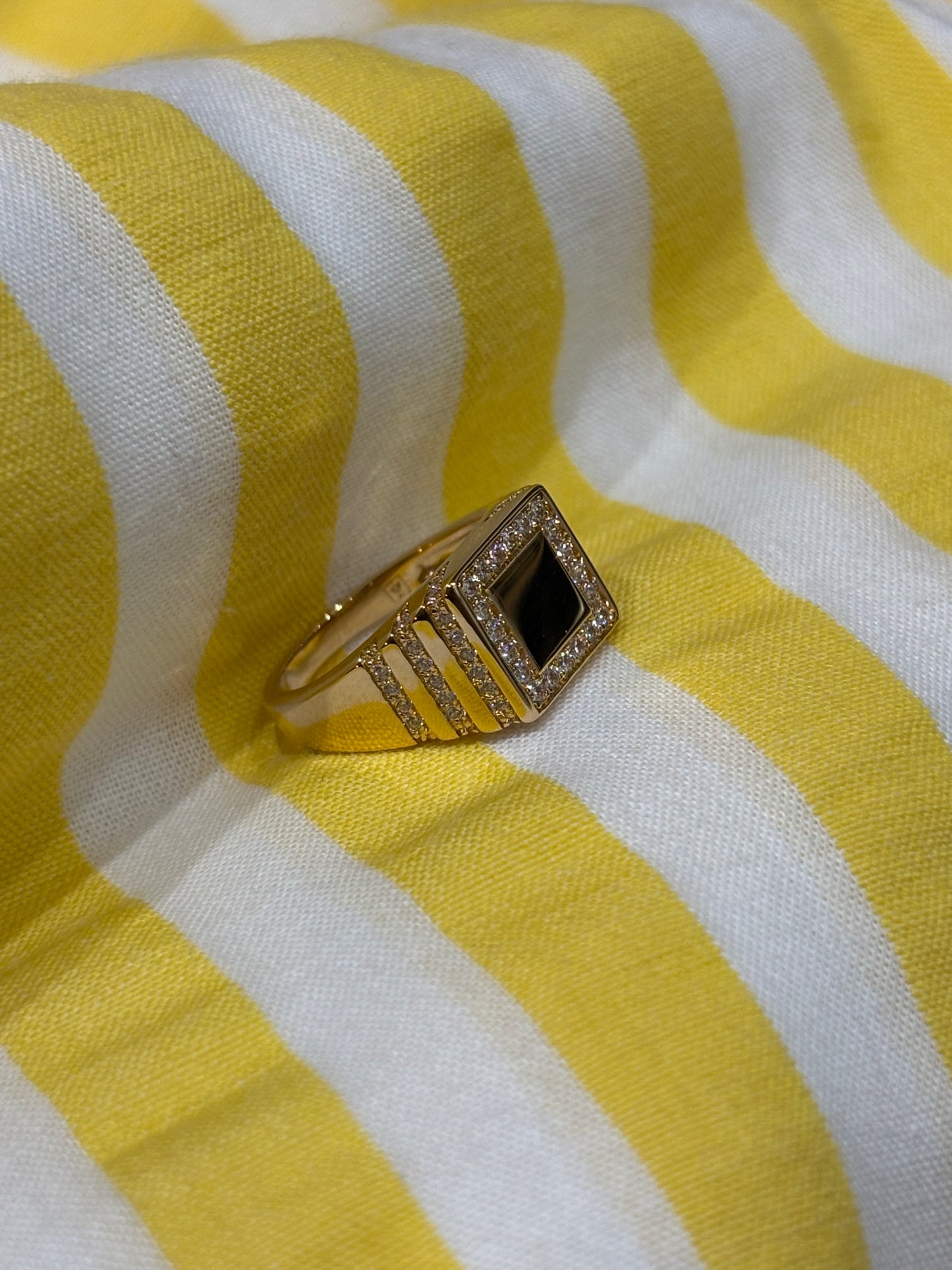 BAGUE AURICULAIRE TK