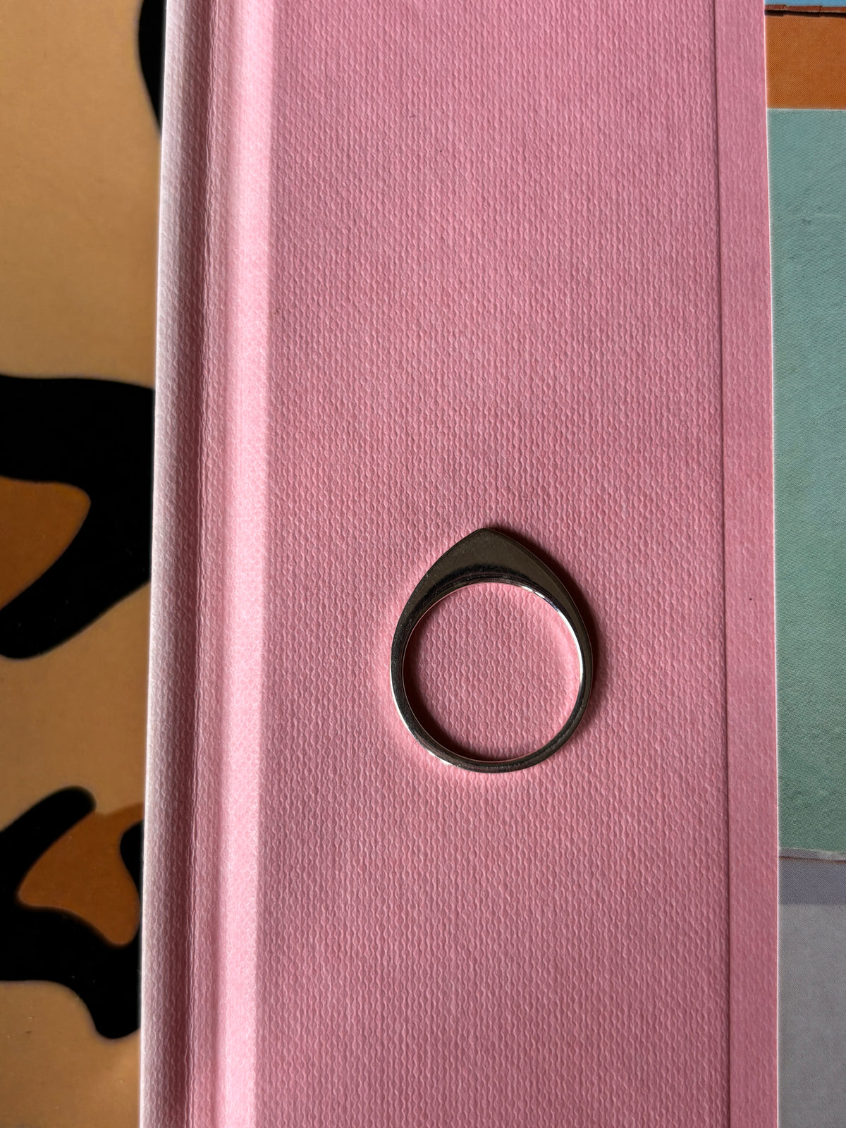 BAGUE PLATE